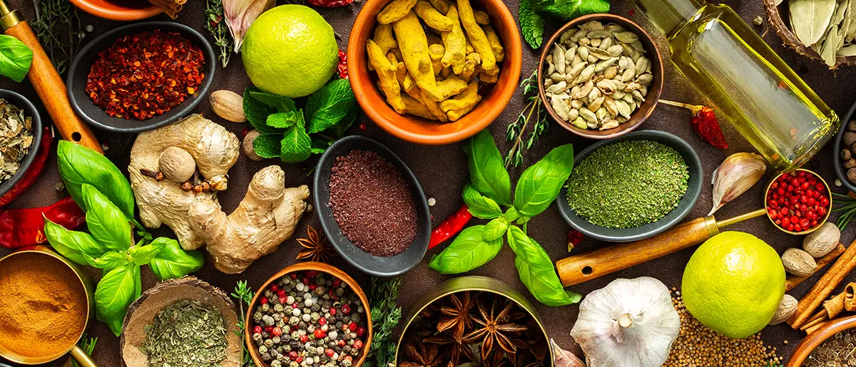 especias y hierbas aromáticas